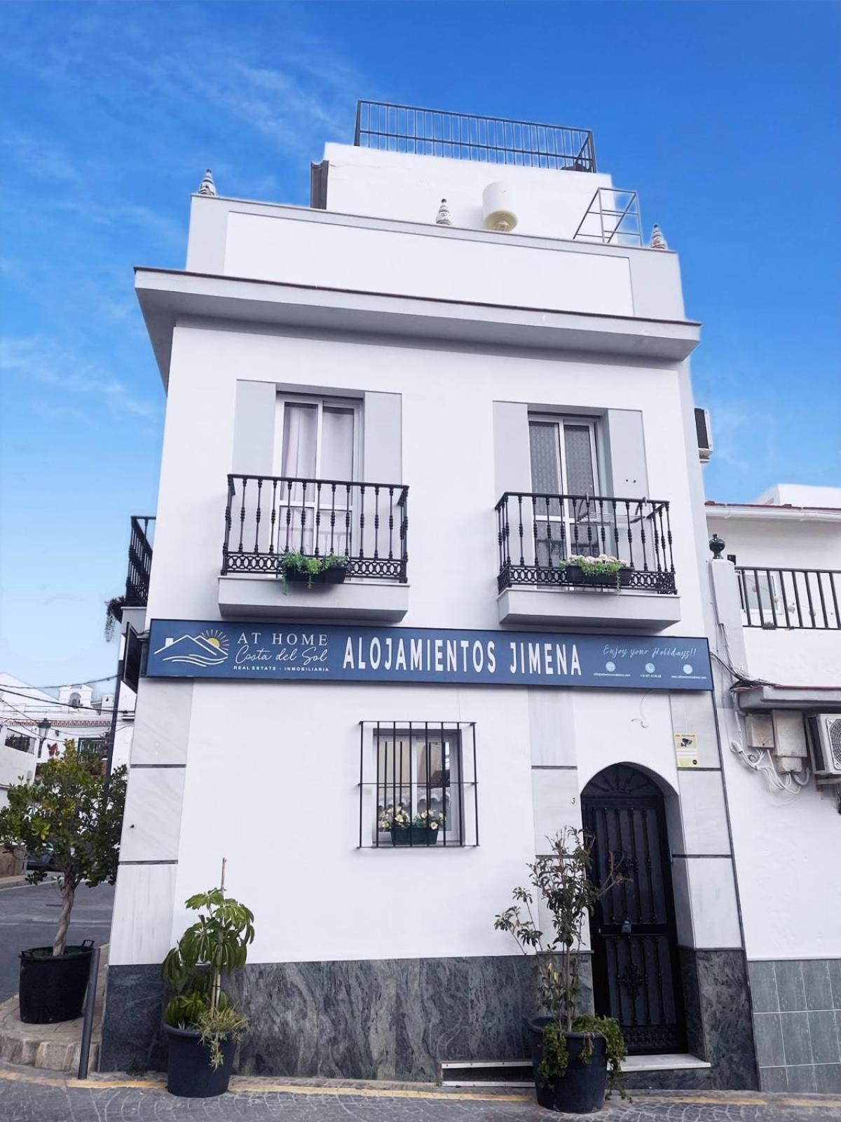 Estudio Jimena Burriana En El Centro De Nerja Extérieur photo