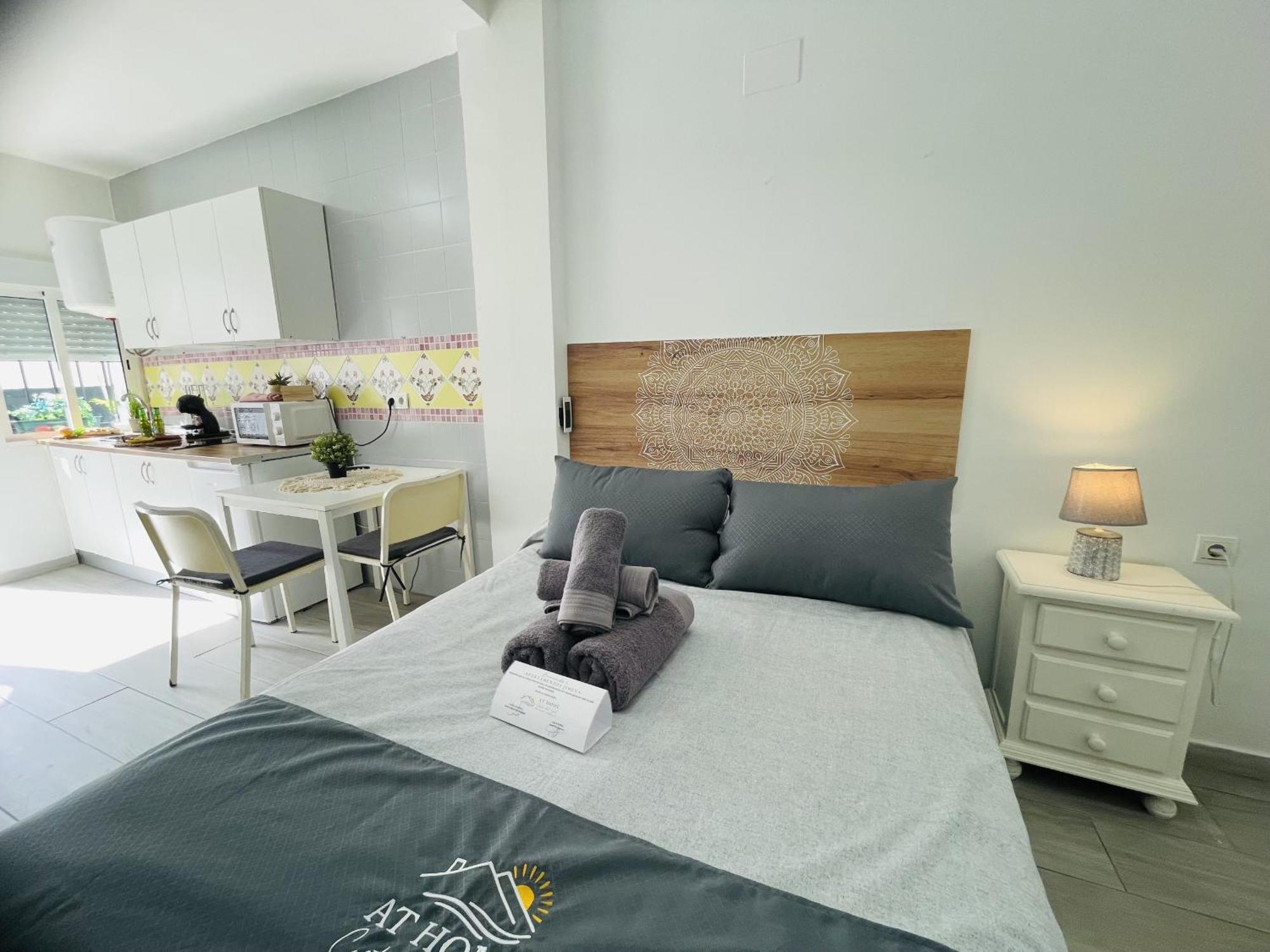 Estudio Jimena Burriana En El Centro De Nerja Extérieur photo